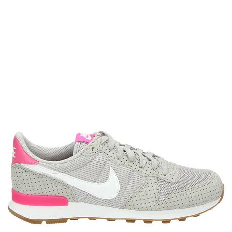 nike schoenen dames aktiesport|nike dames schoenen.